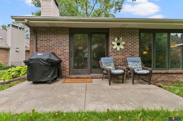 7206 Shamrock Court, Lincoln, NE 68506