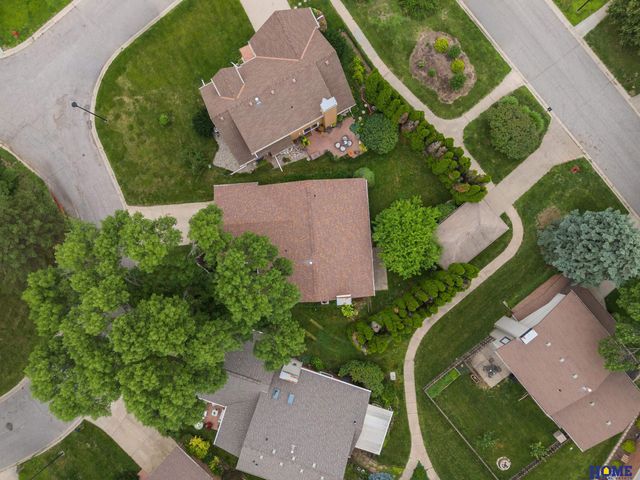 7206 Shamrock Court, Lincoln, NE 68506
