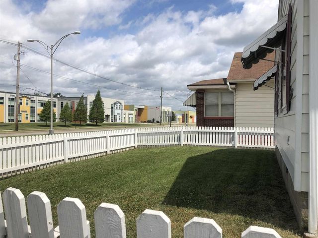 2201 N Fulton Avenue, Evansville, IN 47710