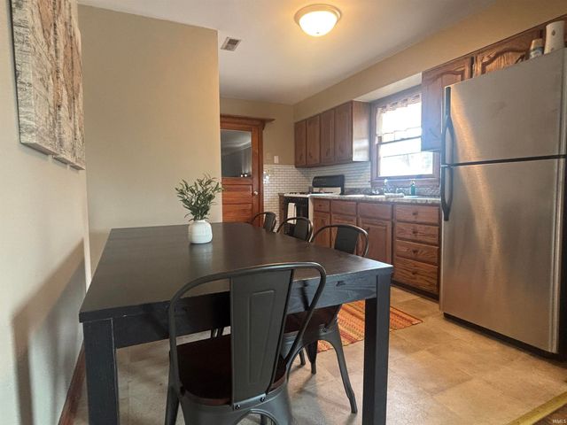 2201 N Fulton Avenue, Evansville, IN 47710