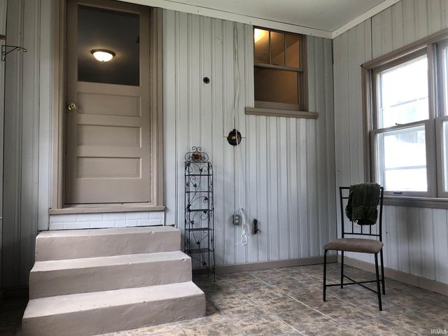 2201 N Fulton Avenue, Evansville, IN 47710