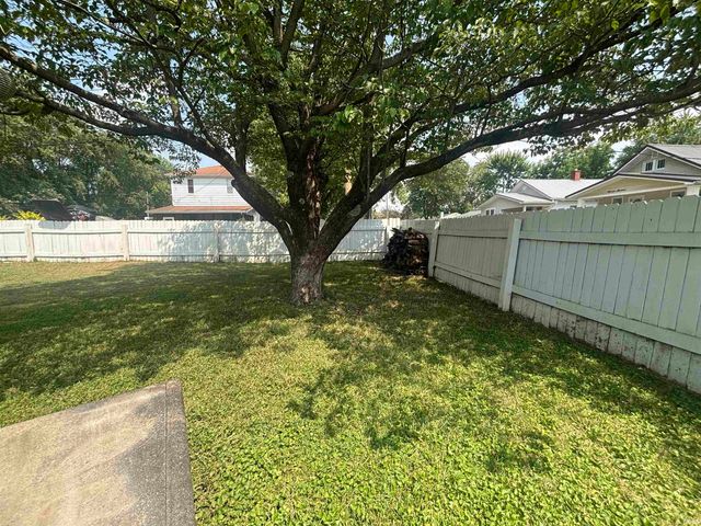 2201 N Fulton Avenue, Evansville, IN 47710