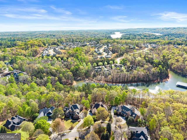 6221 Random Winds Bluff, Gainesville, GA 30506