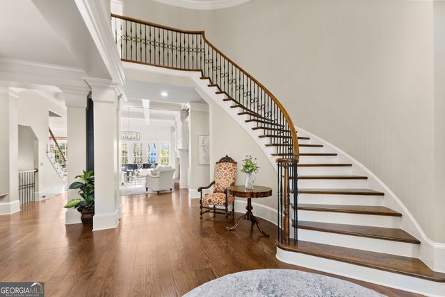 6221 Random Winds Bluff, Gainesville, GA 30506