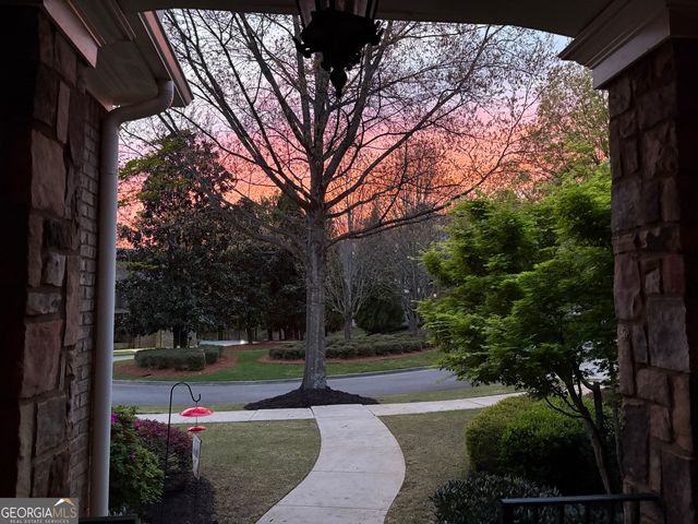 6221 Random Winds Bluff, Gainesville, GA 30506
