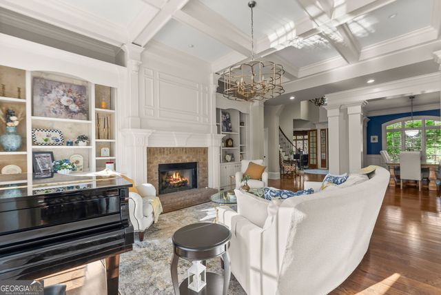 6221 Random Winds Bluff, Gainesville, GA 30506