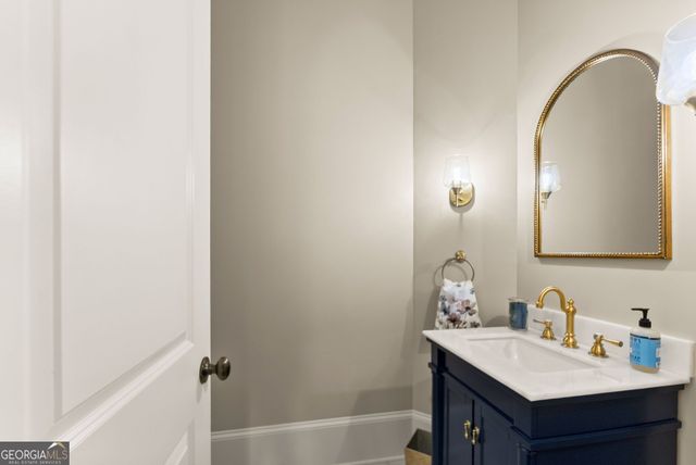 6221 Random Winds Bluff, Gainesville, GA 30506