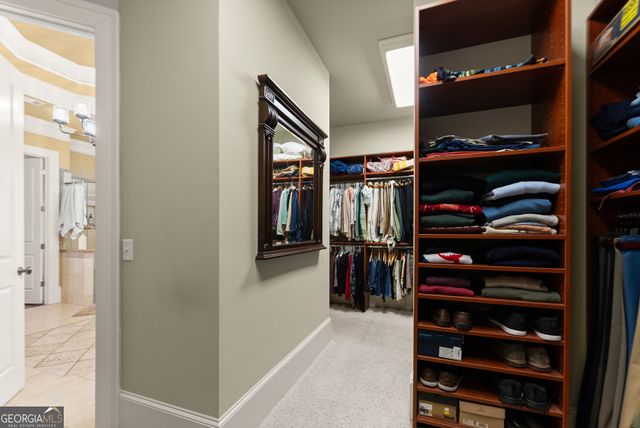 6221 Random Winds Bluff, Gainesville, GA 30506
