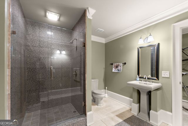 6221 Random Winds Bluff, Gainesville, GA 30506