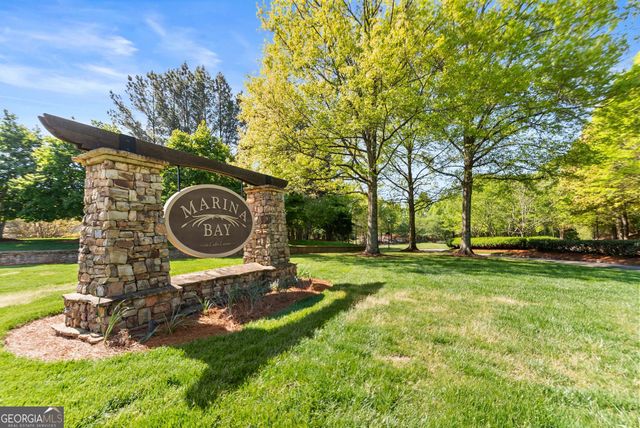 6221 Random Winds Bluff, Gainesville, GA 30506