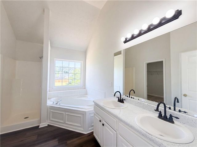 2925 Lake Port Drive, Snellville, GA 30039