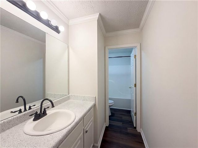 2925 Lake Port Drive, Snellville, GA 30039