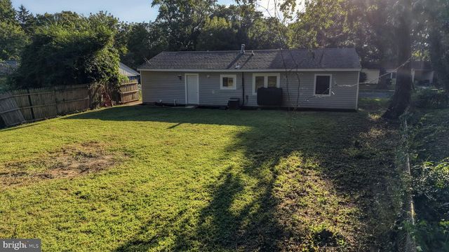 43 WAYNE DR, Dover, DE 19901
