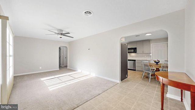 43 WAYNE DR, Dover, DE 19901