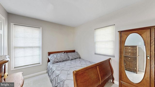 43 WAYNE DR, Dover, DE 19901
