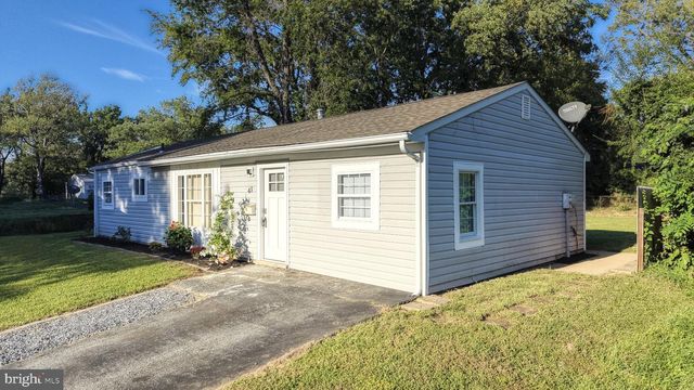 43 WAYNE DR, Dover, DE 19901
