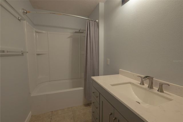 2431 GRASMERE VIEW PARKWAY N, Kissimmee, FL 34746