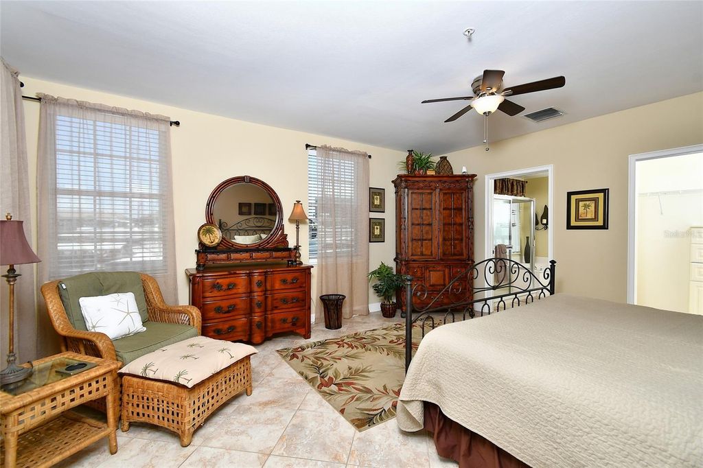 Image 19 of property listing at 3461 SUNSET KEY CIRCLE 101, Punta Gorda, FL 33955