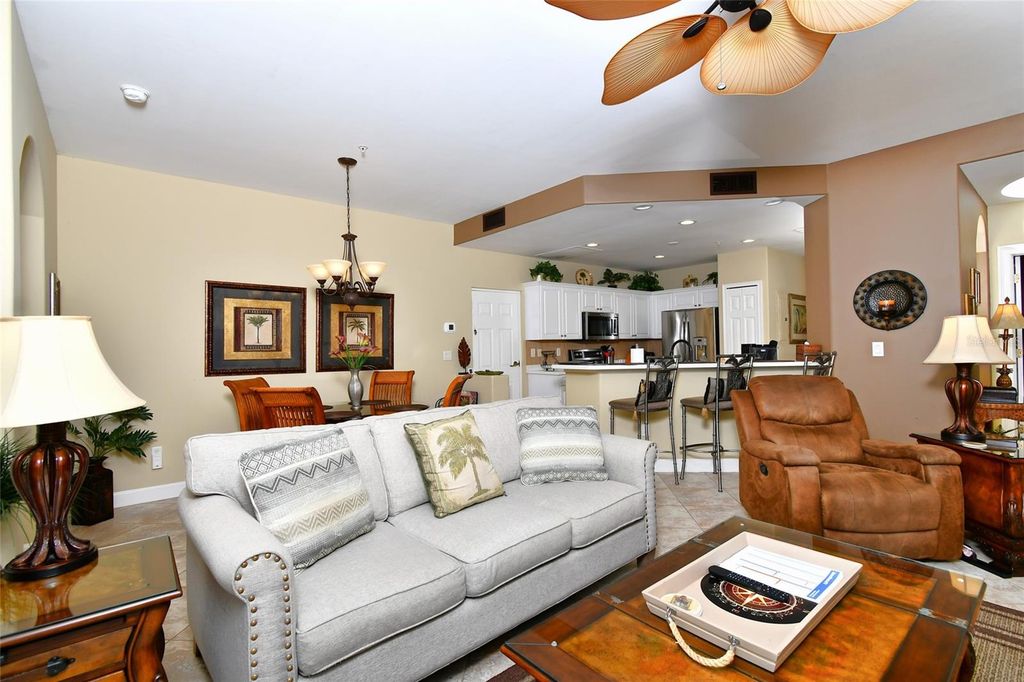 Image 10 of property listing at 3461 SUNSET KEY CIRCLE 101, Punta Gorda, FL 33955