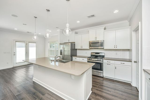 1676 Emmets Road, Johns Island, SC 29455