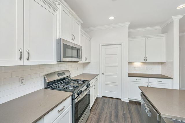 1676 Emmets Road, Johns Island, SC 29455