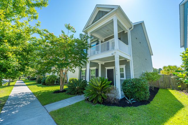 1676 Emmets Road, Johns Island, SC 29455