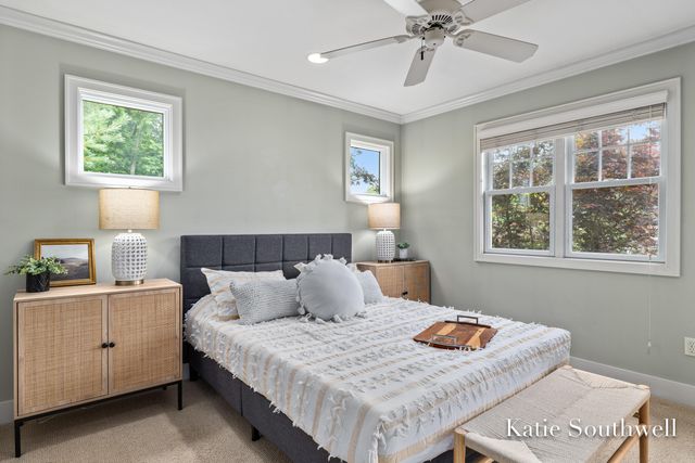 4667 Sundial Drive NE, Grand Rapids, MI 49525