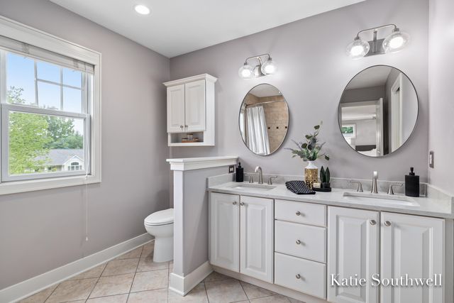 4667 Sundial Drive NE, Grand Rapids, MI 49525