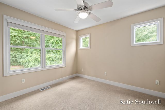 4667 Sundial Drive NE, Grand Rapids, MI 49525
