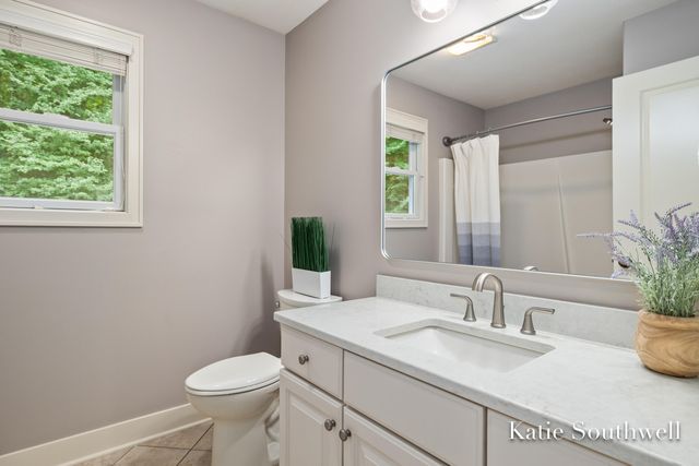 4667 Sundial Drive NE, Grand Rapids, MI 49525