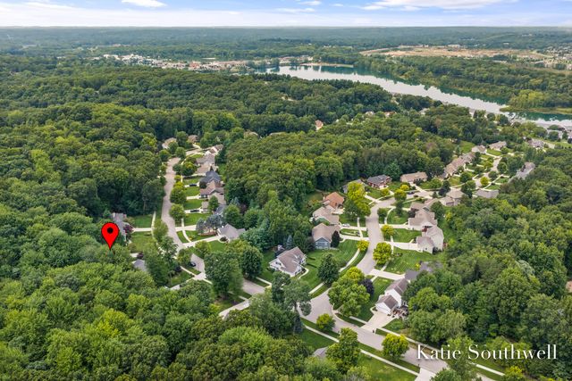 4667 Sundial Drive NE, Grand Rapids, MI 49525