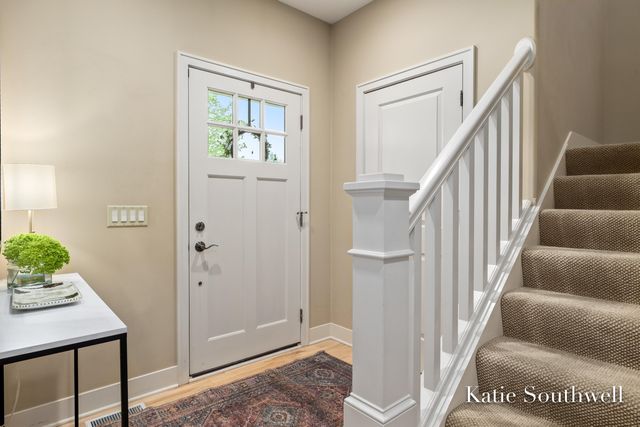 4667 Sundial Drive NE, Grand Rapids, MI 49525
