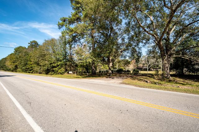 10488 Fostoria Road, Cleveland, TX 77328