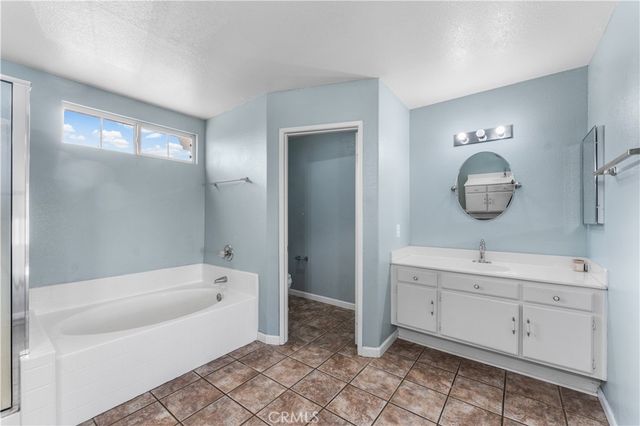 45416 Fairbanks, Lancaster, CA 93534