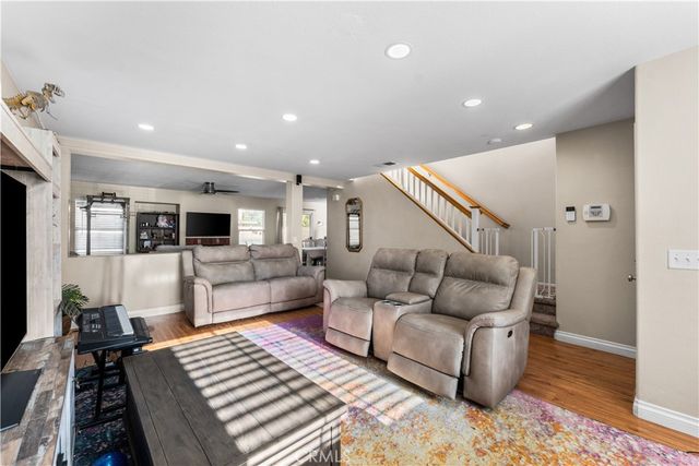 45416 Fairbanks, Lancaster, CA 93534