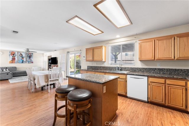 45416 Fairbanks, Lancaster, CA 93534
