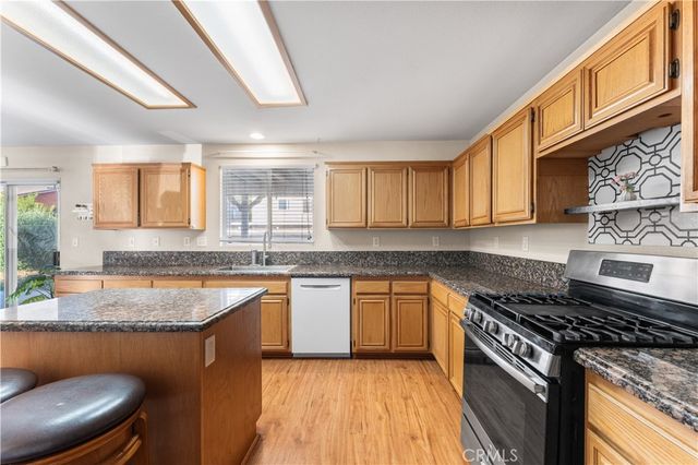 45416 Fairbanks, Lancaster, CA 93534