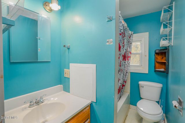 1 Norton Street, Granville, NY 12832