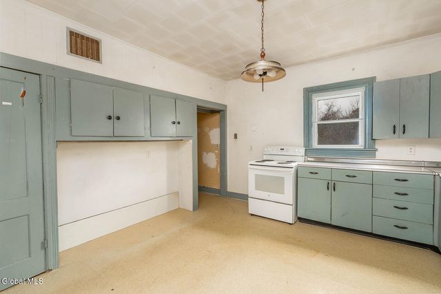 1 Norton Street, Granville, NY 12832