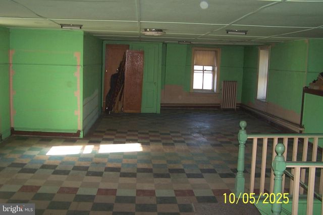 16 CENTER ST, Lansford, PA 18232