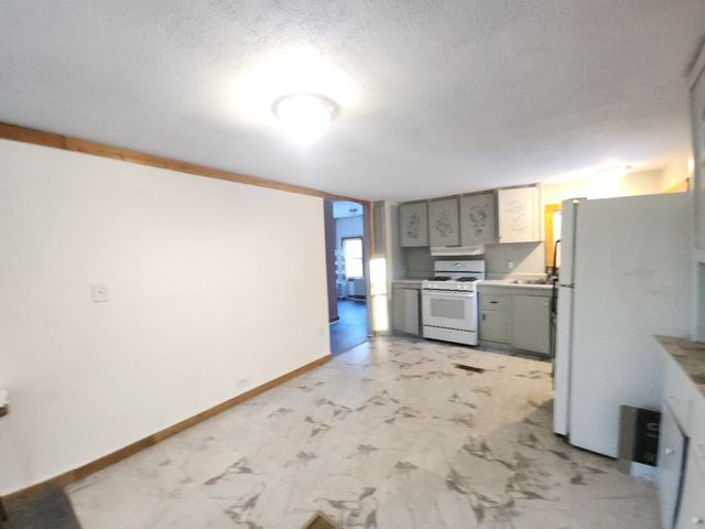 20 Elmwood Trailer Park Road, Danbury, NH 03230