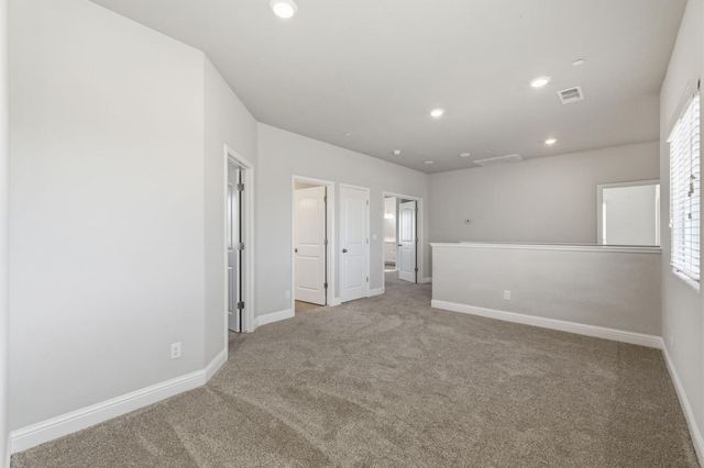 2715 Las Rosas Avenue, Clovis, CA 93619