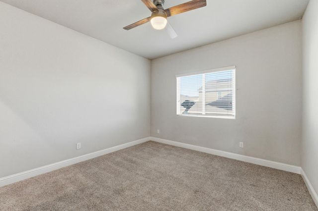 2715 Las Rosas Avenue, Clovis, CA 93619