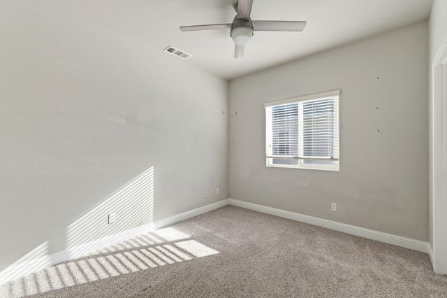 2715 Las Rosas Avenue, Clovis, CA 93619