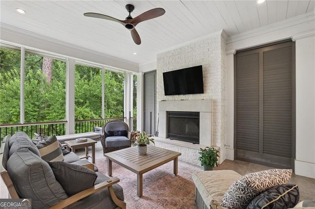 934 Winall Down Road NE, Atlanta, GA 30319