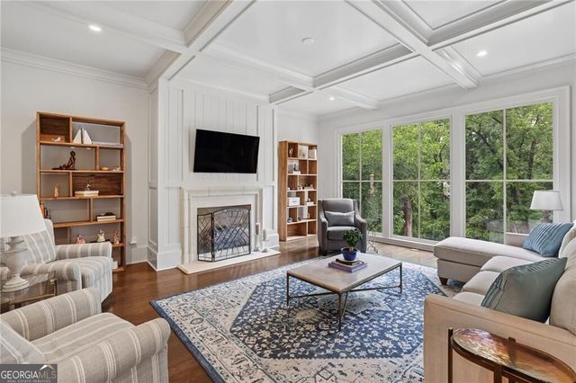 934 Winall Down Road NE, Atlanta, GA 30319