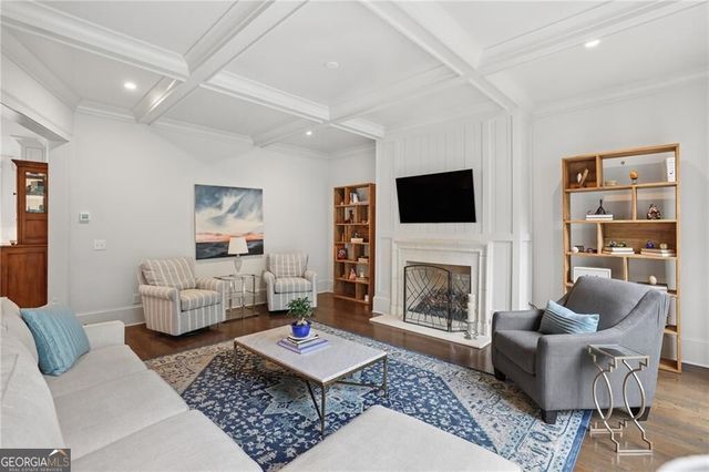 934 Winall Down Road NE, Atlanta, GA 30319