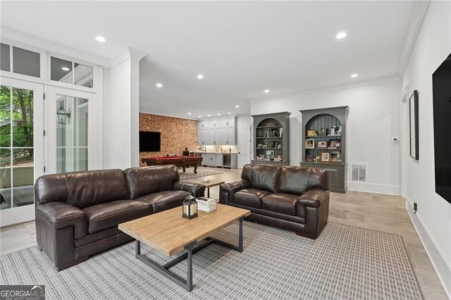 934 Winall Down Road NE, Atlanta, GA 30319