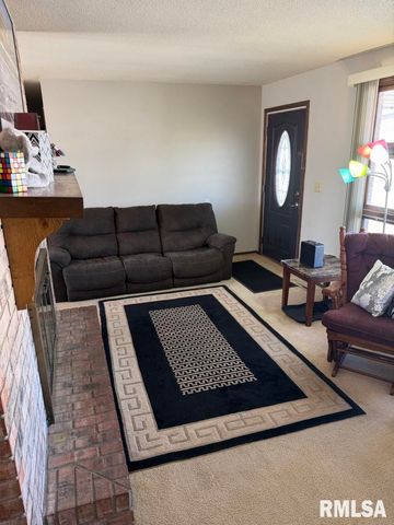 1820 AMBER Avenue, Quincy, IL 62305