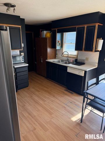 1820 AMBER Avenue, Quincy, IL 62305